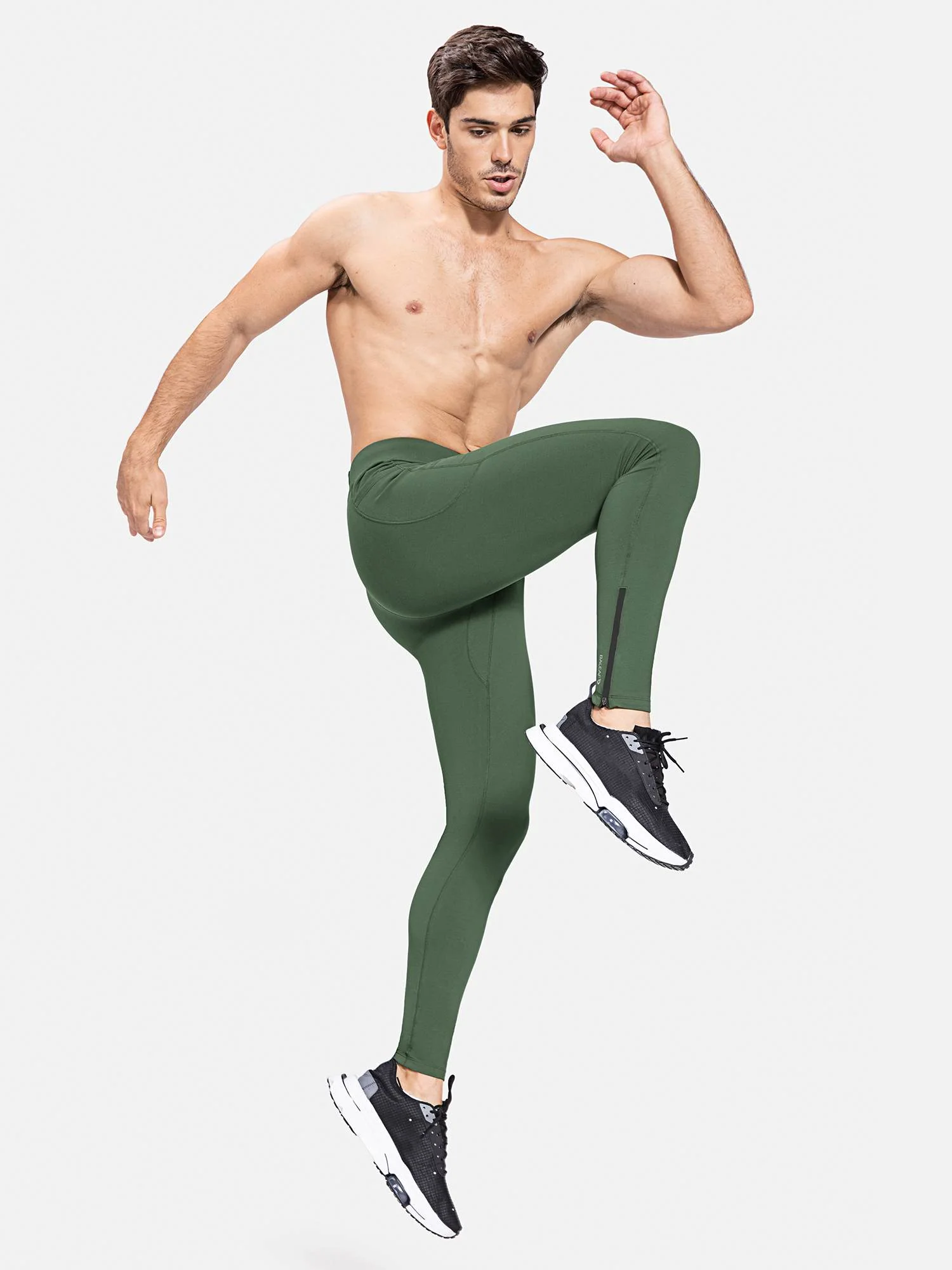 Men's Fleece-Lined Water-Resistant Running Tights - Image 12