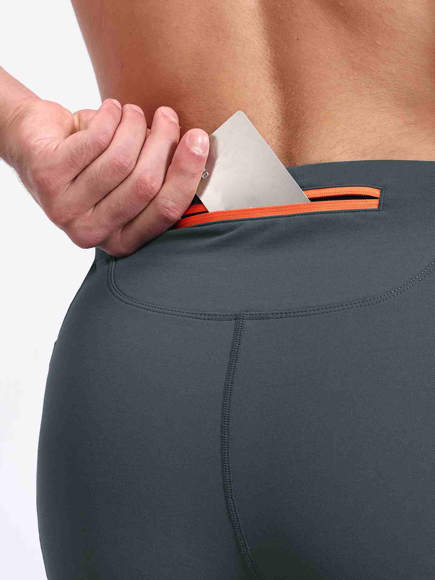 Men's Fleece-Lined Water-Resistant Running Tights - Image 17