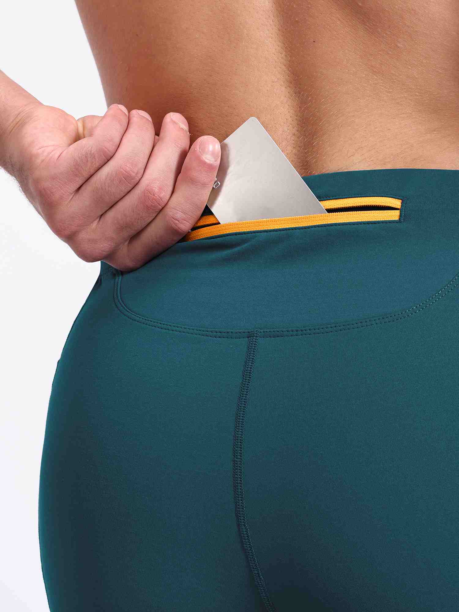 Men's Fleece-Lined Water-Resistant Running Tights - Image 3