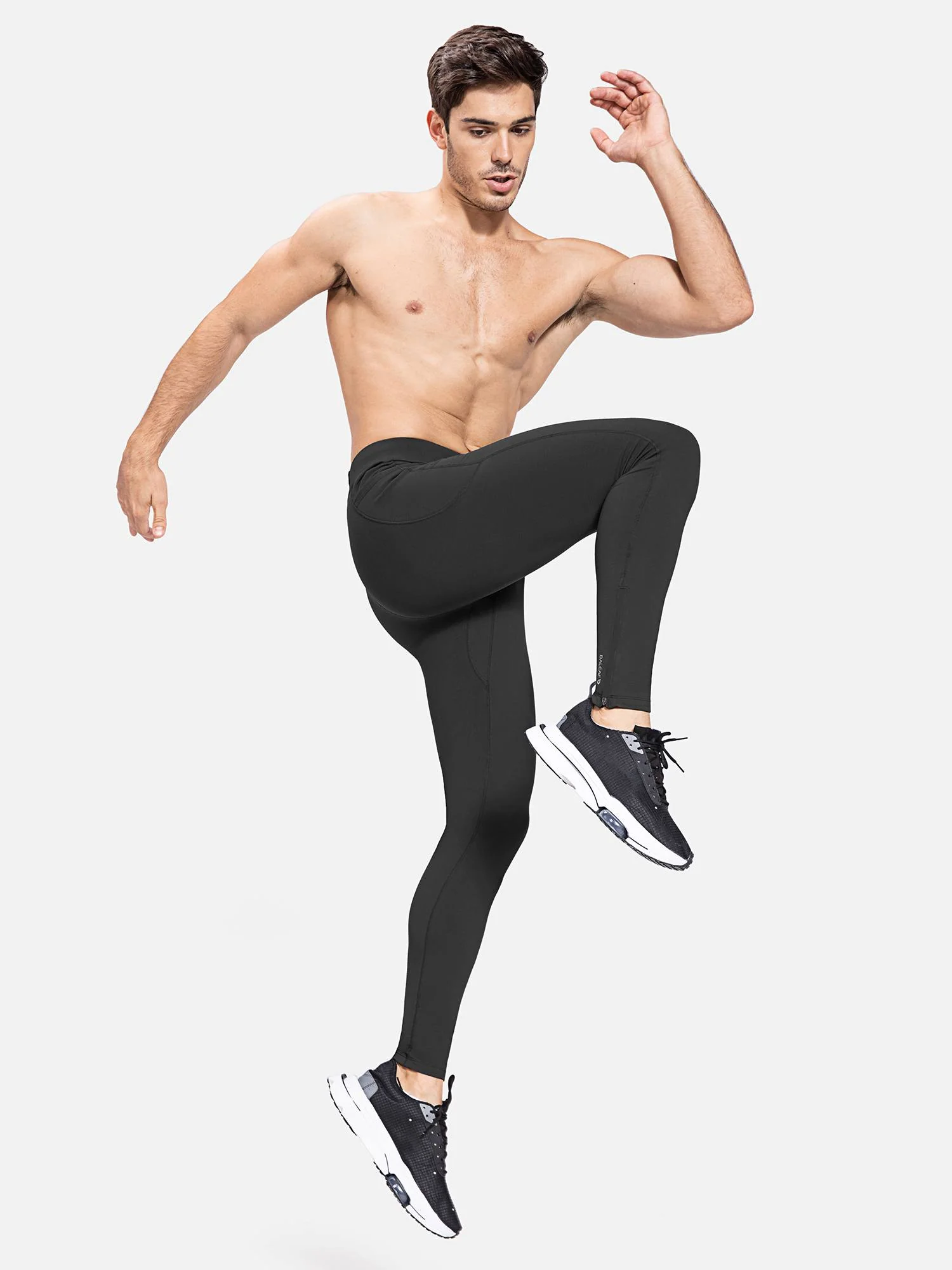 Men's Fleece-Lined Water-Resistant Running Tights - Image 36