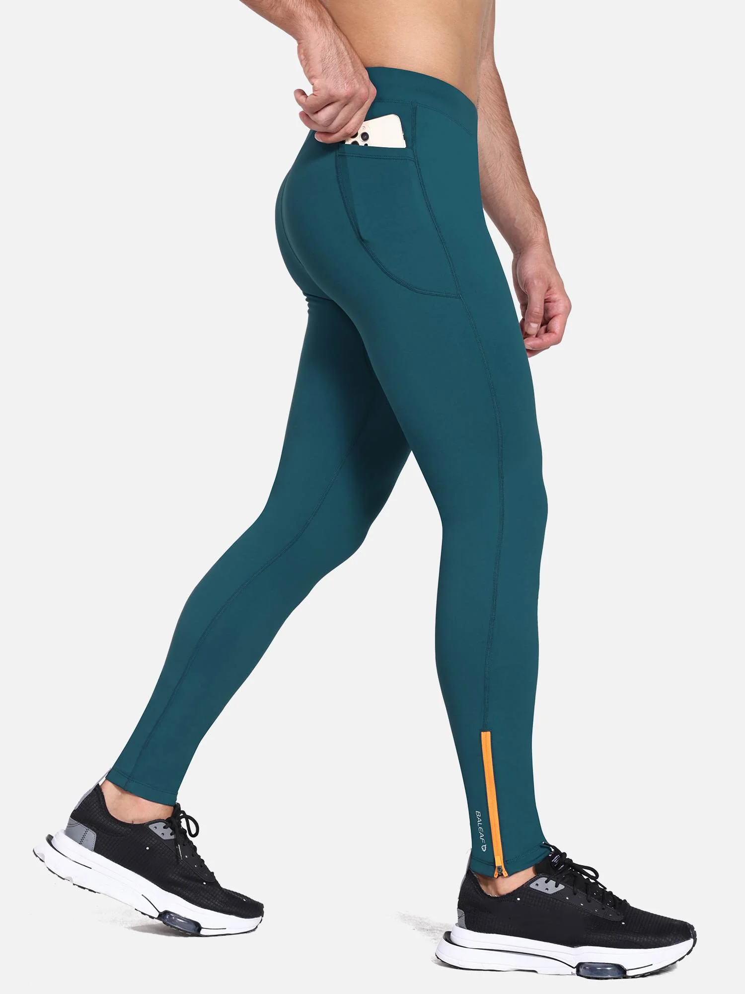Men's Fleece-Lined Water-Resistant Running Tights - Image 5