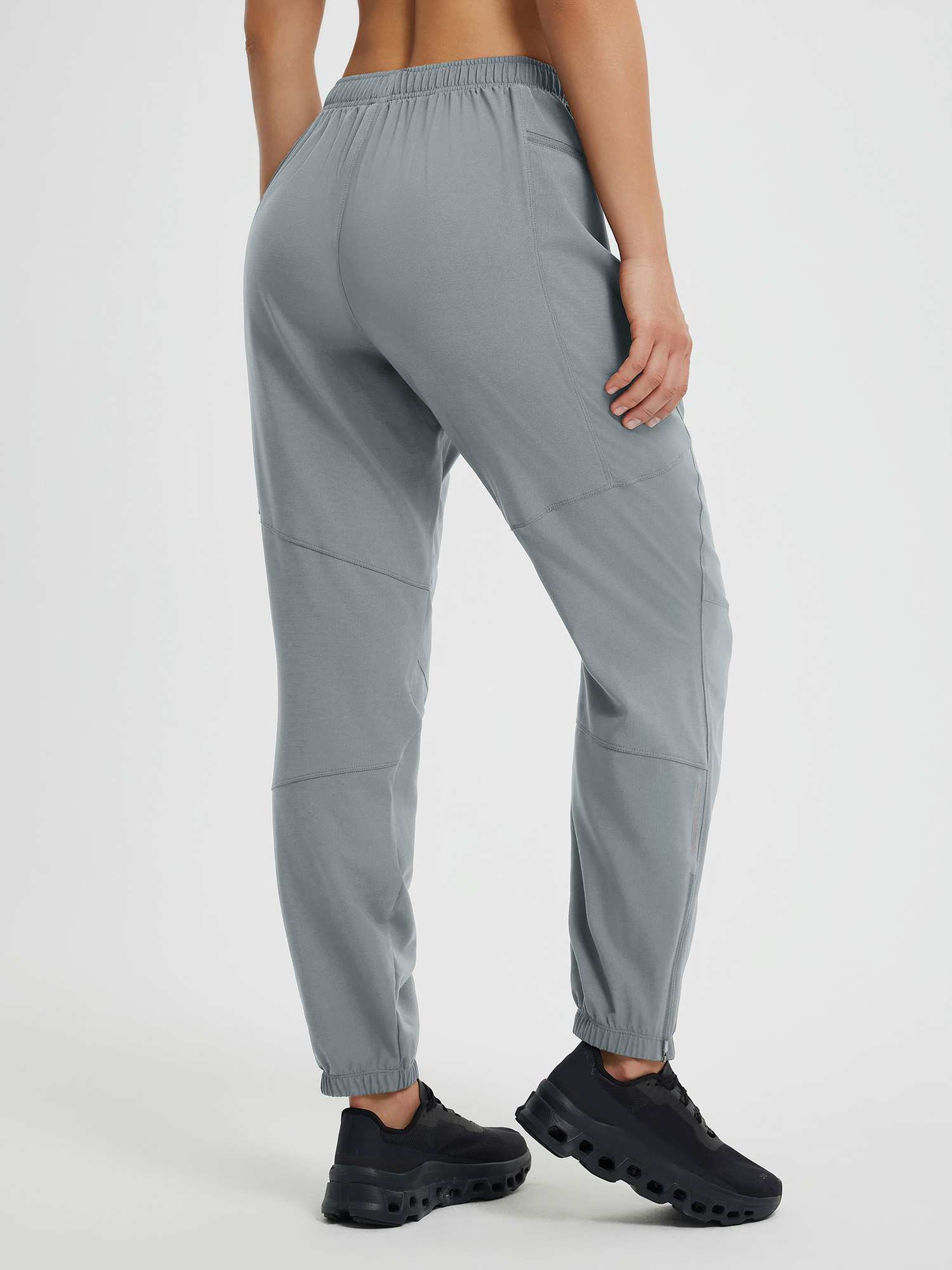 Cycling Elastic Tapered Pants - Image 4