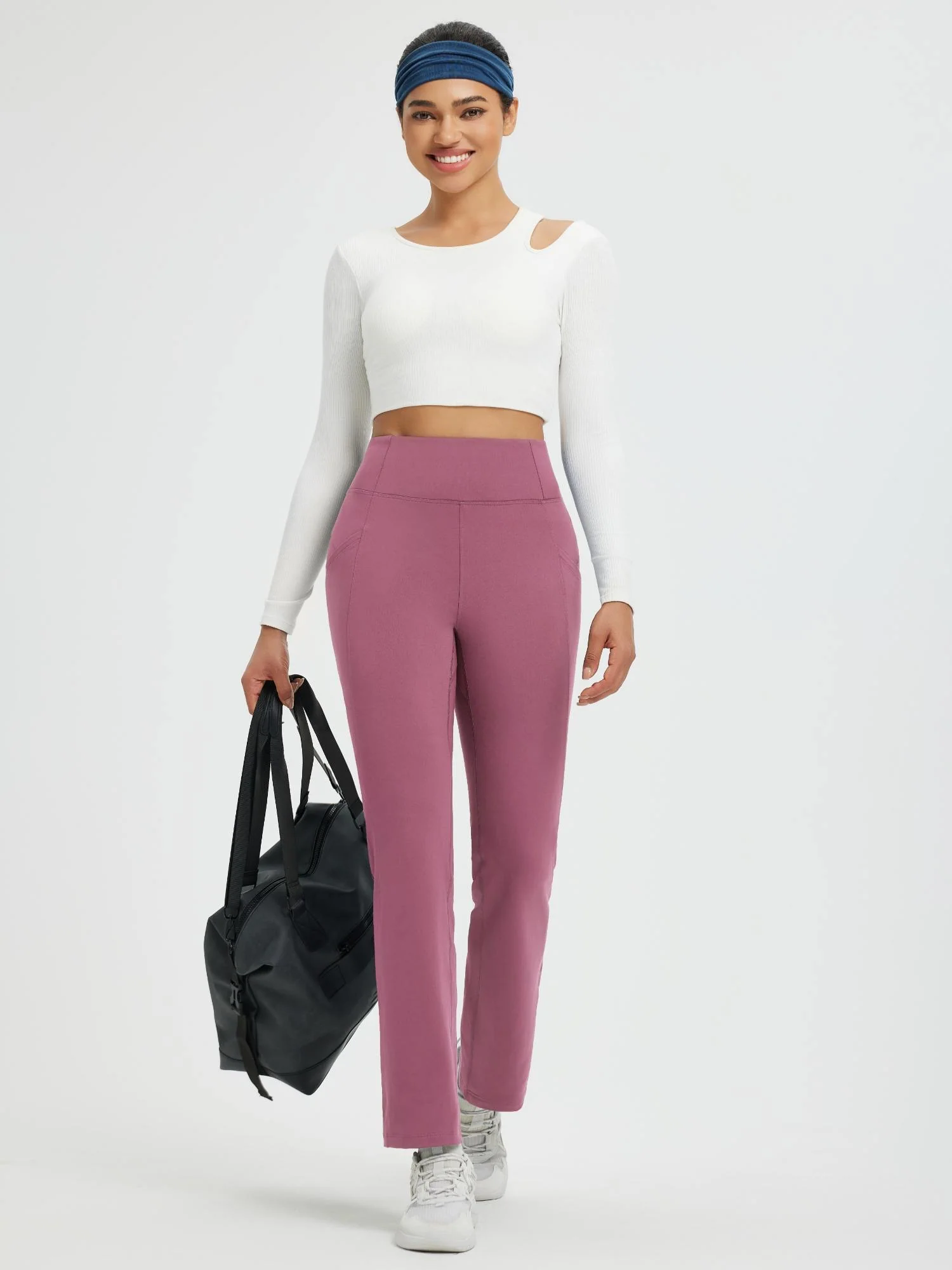 Women’s Running Boot-Cut Fleece Straight-Leg Pants - Image 6